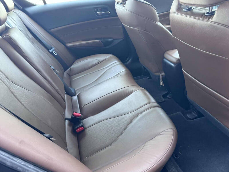 2019 Acura ILX w/Tech - Image 17