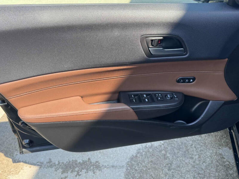 2019 Acura ILX w/Tech - Image 18