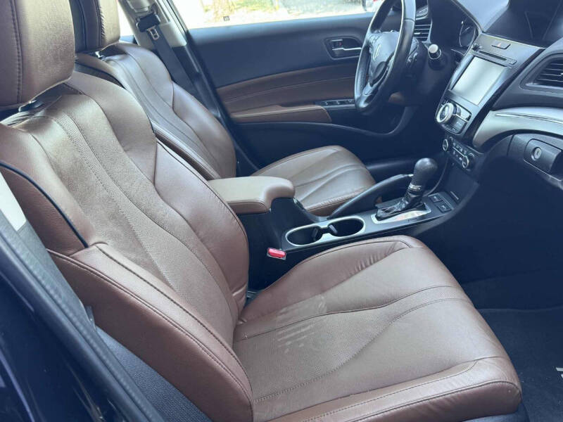 2019 Acura ILX w/Tech - Image 26