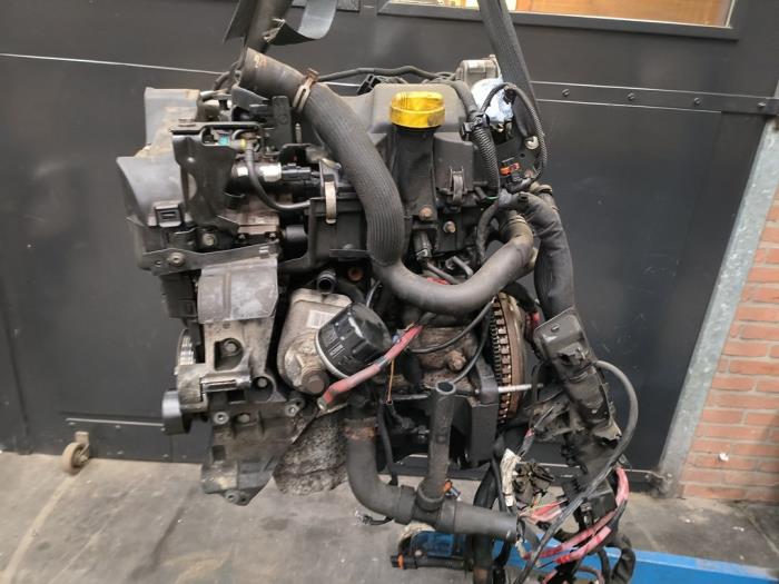 Renault Scenic 1.5 dci 110 engine - Image 4