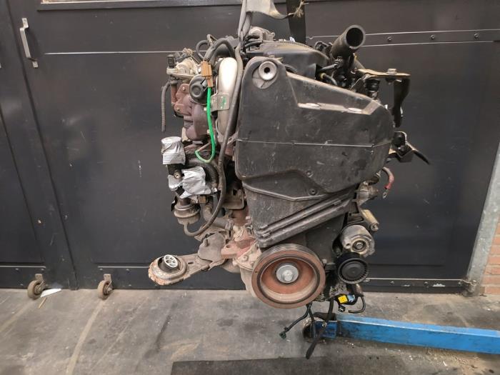 Renault Scenic 1.5 dci 110 engine - Image 5