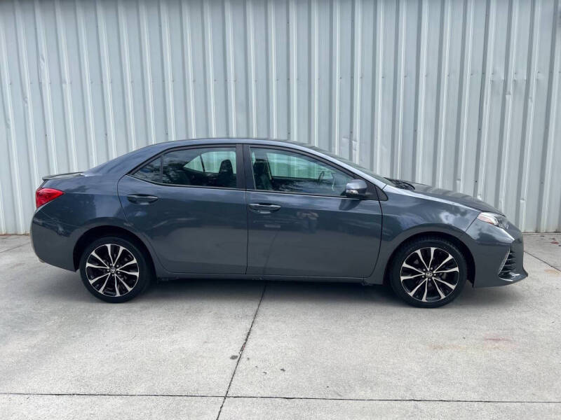 2018 Toyota Corolla SE - Image 2