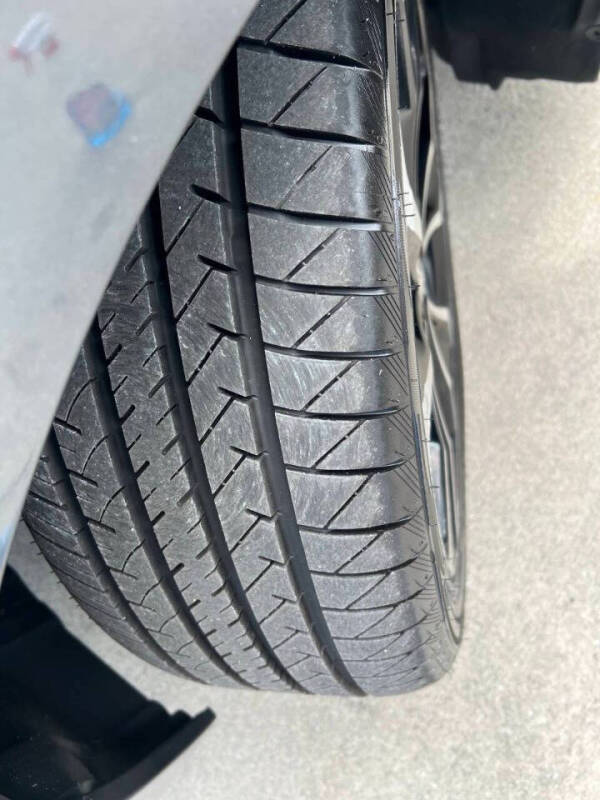 2018 Toyota Corolla SE - Image 27