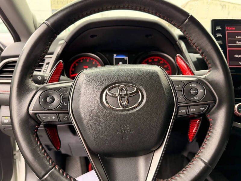 2022 Toyota Camry TRD - Image 18