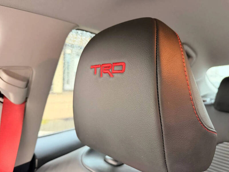 2022 Toyota Camry TRD - Image 22