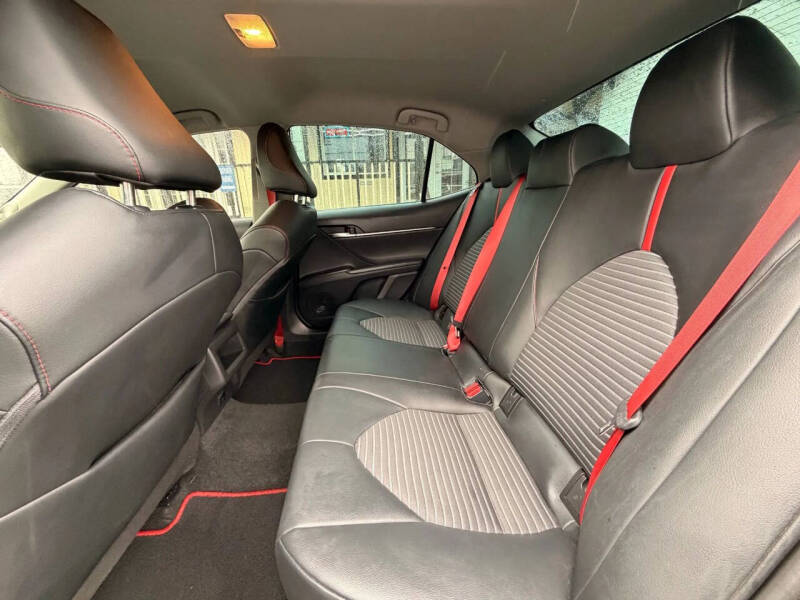 2022 Toyota Camry TRD - Image 25