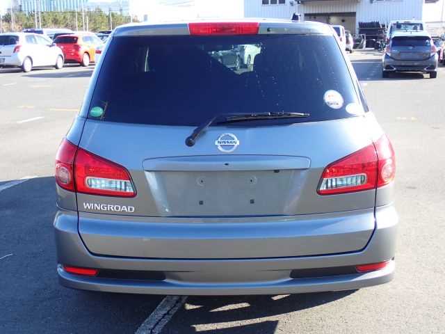 2017 Nissan Wingroad - Image 6