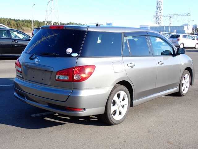 2017 Nissan Wingroad - Image 7