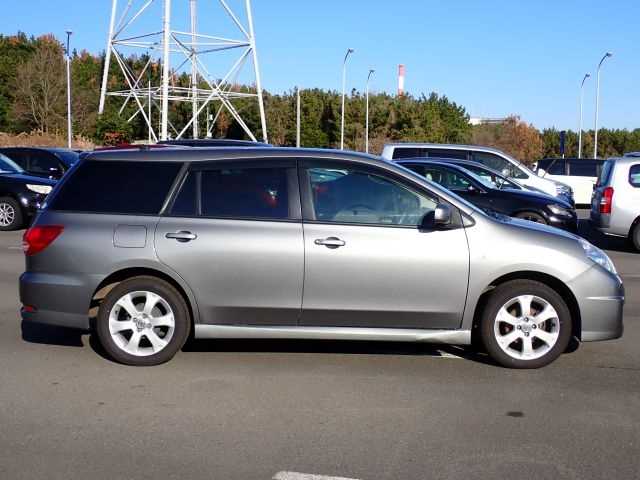 2017 Nissan Wingroad - Image 8