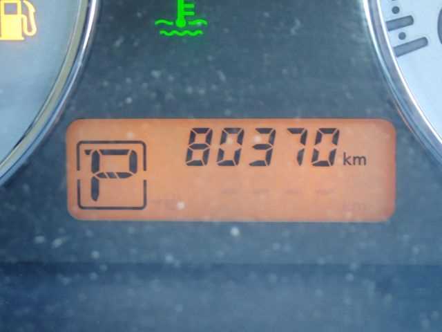 2017 Nissan Wingroad - Image 12