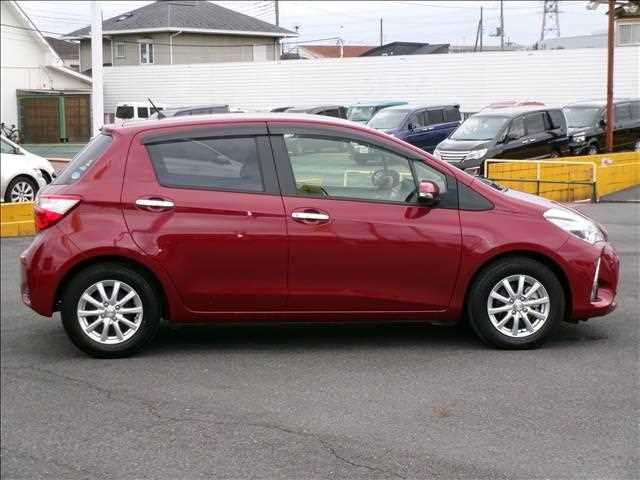 2020 Toyota Vitz - Image 16