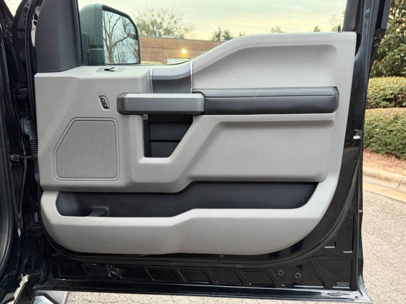 2017 Ford F-150 XLT - Image 15