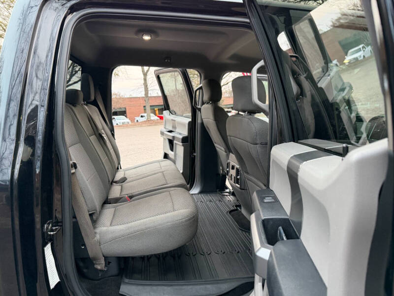 2017 Ford F-150 XLT - Image 18