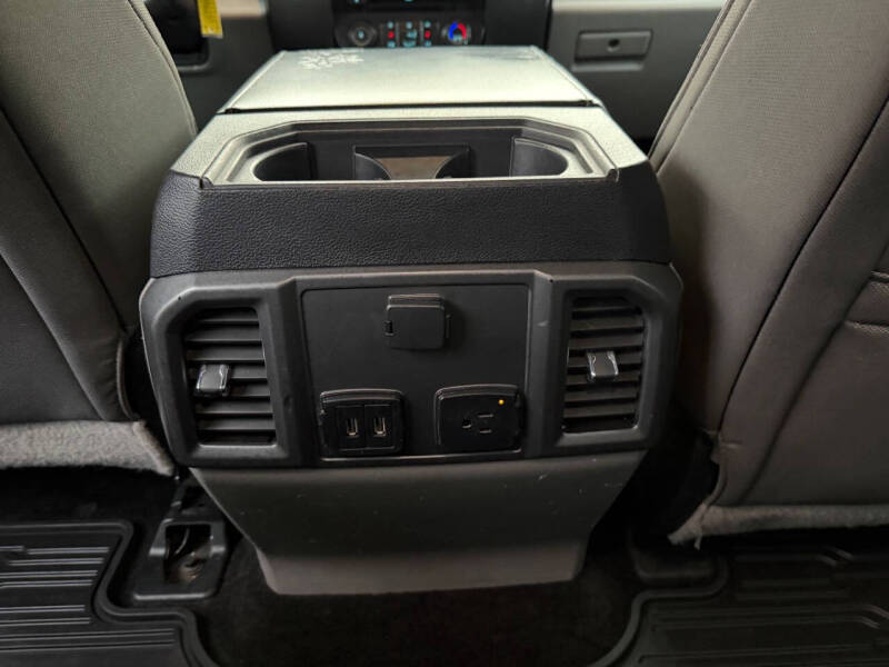 2017 Ford F-150 XLT - Image 21