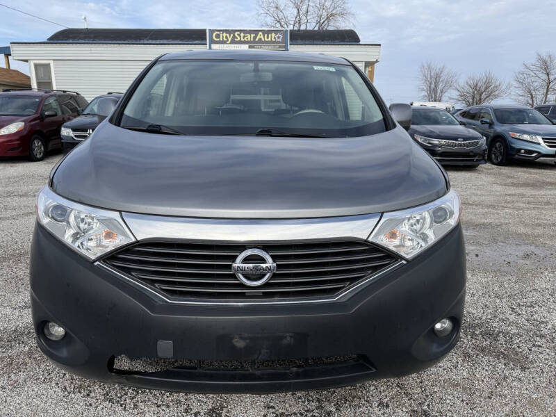 2017 Nissan Quest SV - Image 2
