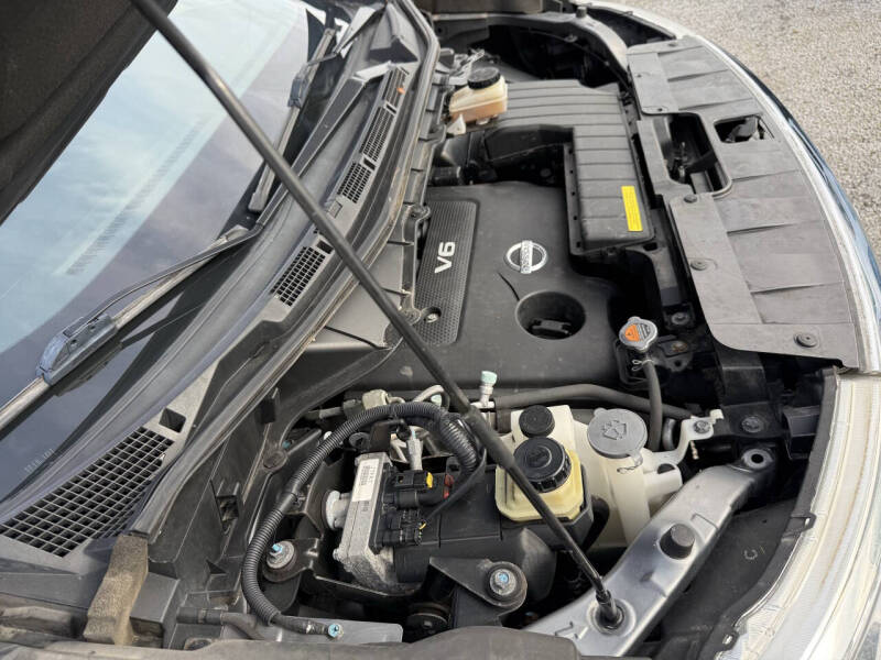 2017 Nissan Quest SV - Image 24