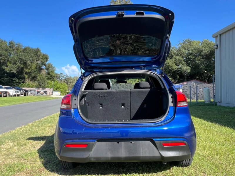 2020 Kia Rio - Image 16