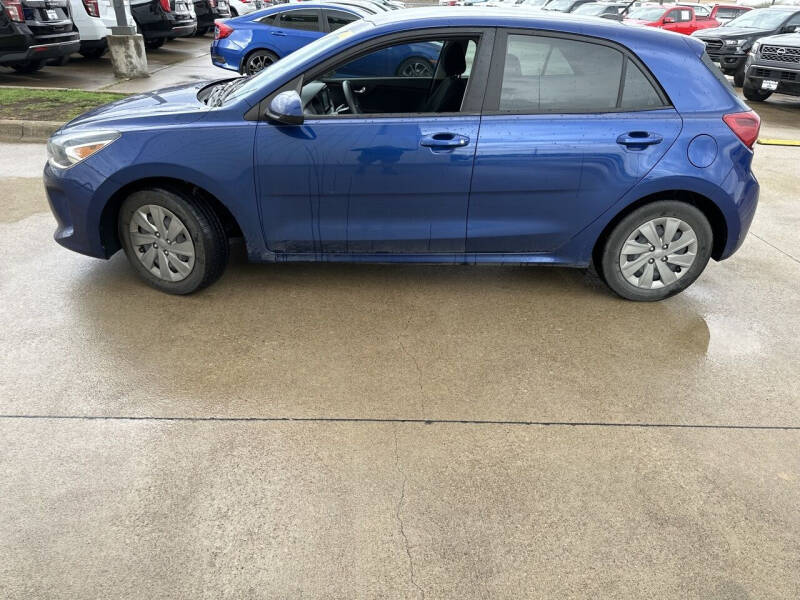 2020 Kia Rio - Image 4