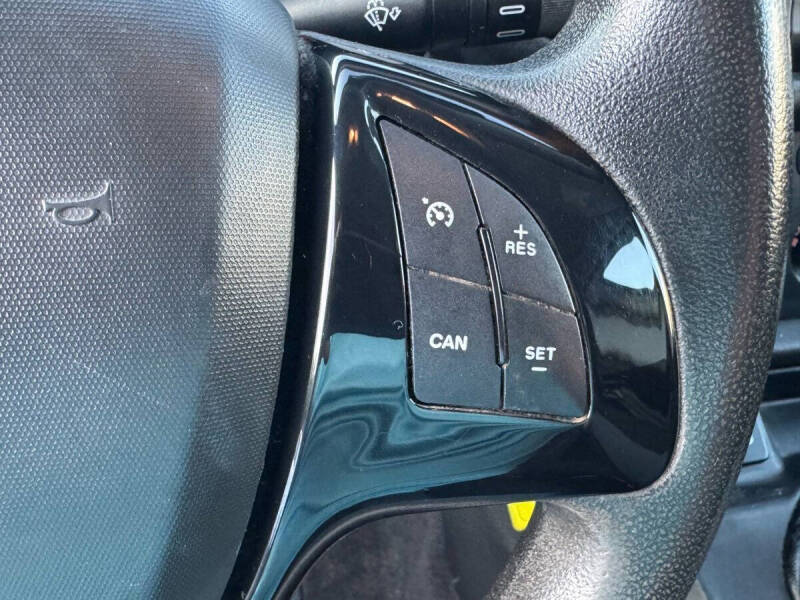 2020 RAM ProMaster City - Image 17