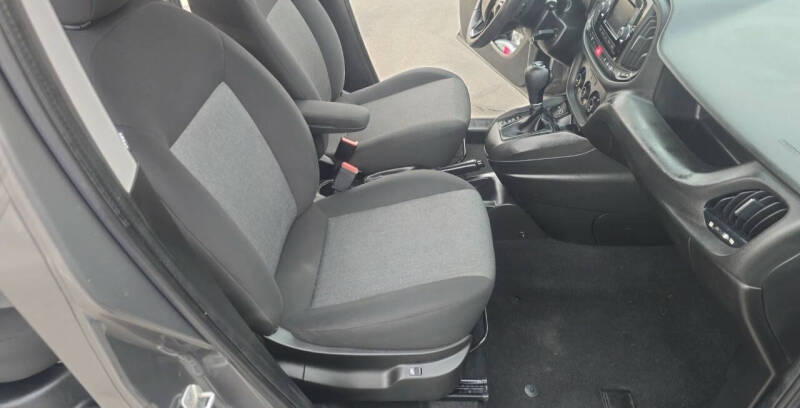 2021 RAM ProMaster City SLT - Image 18