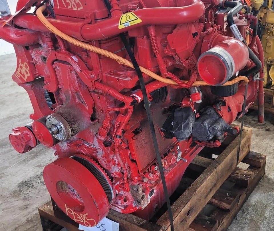 2021 Freightliner M2 106 Cummins 6.7L engine - Image 2