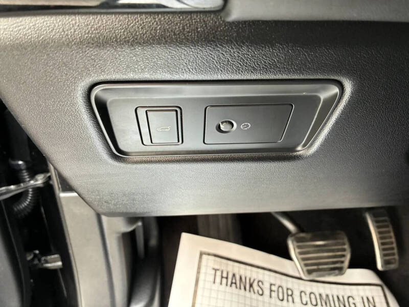 2020 Land Rover Range Rover Sport HST - Image 19