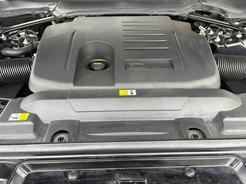 2020 Land Rover Range Rover Sport HST - Image 27