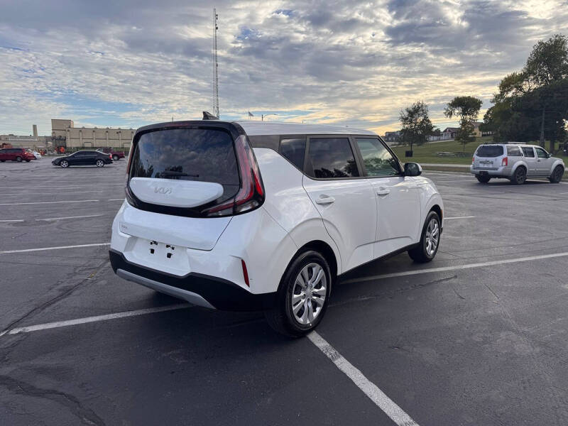 2023 Kia Soul LX - Image 5