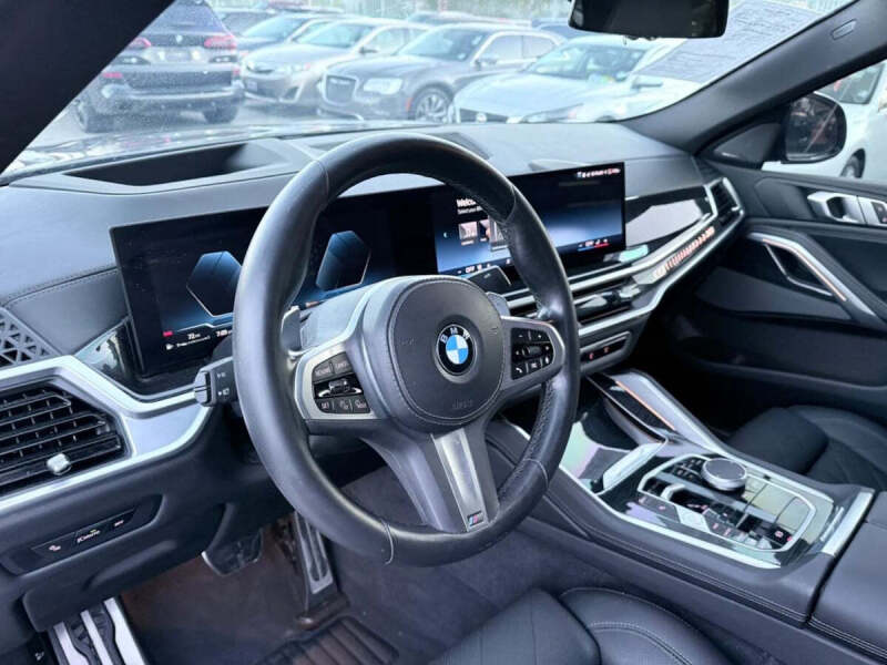 2024 BMW X6 xDrive40i - Image 13
