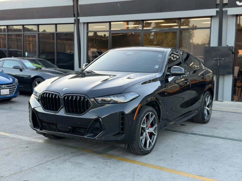 2024 BMW X6 xDrive40i - Image 3