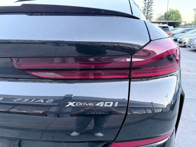 2024 BMW X6 xDrive40i - Image 28