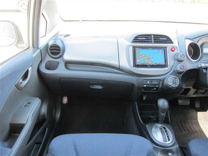 2010 Honda Fit - Image 22