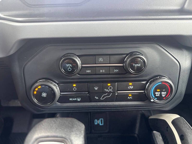 2022 Ford Bronco 4x4 Base 4dr SUV - Image 16