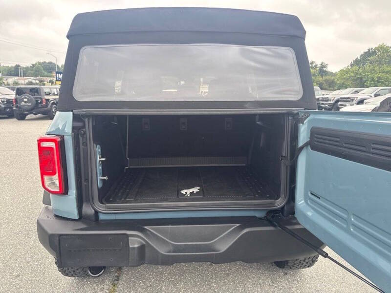 2022 Ford Bronco 4x4 Base 4dr SUV - Image 13