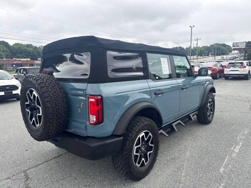 2022 Ford Bronco 4x4 Base 4dr SUV - Image 21