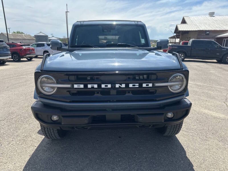 2023 Ford Bronco Outer Banks - Image 2
