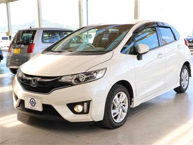 Honda Fit 2016 GS Package - Image 2
