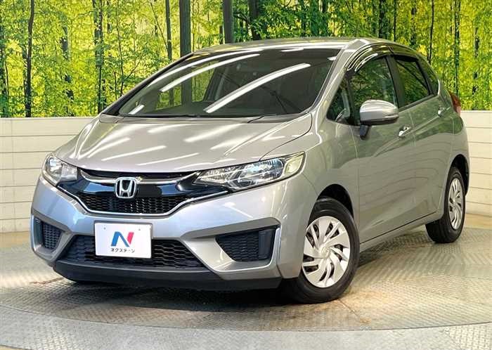 2015 Honda Fit 13G F Package - Image 2