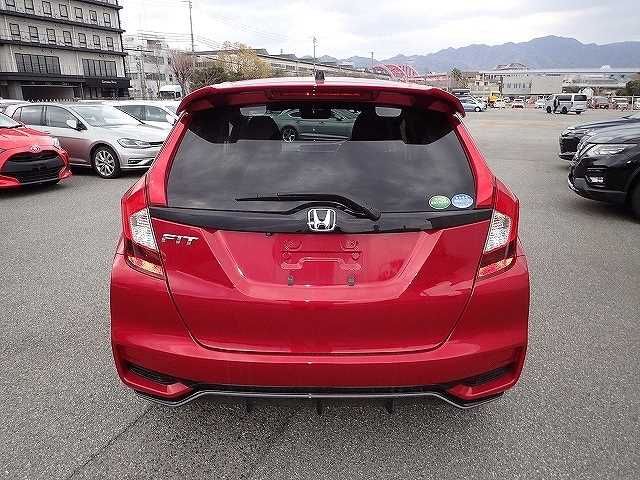 Honda Fit 2018 13G S Honda Sensing - Image 3