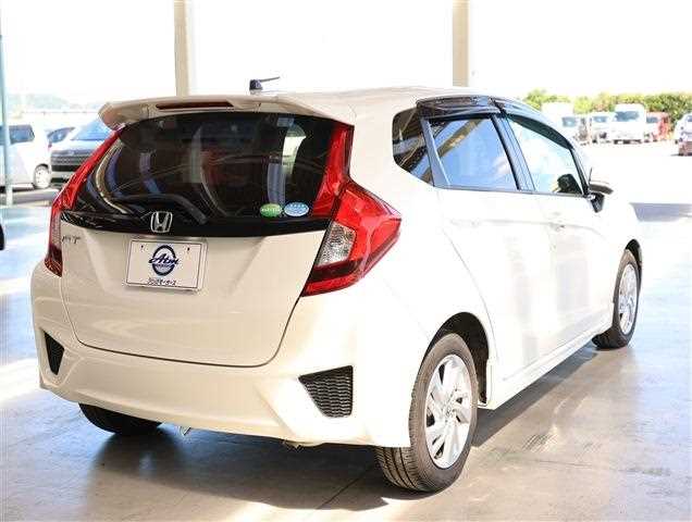 Honda Fit 2016 GS Package - Image 5
