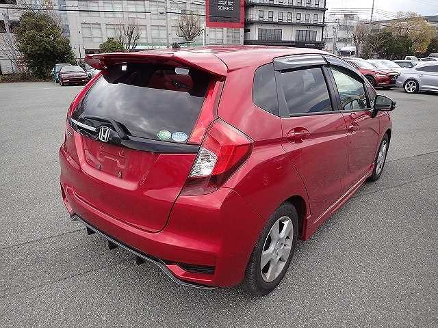 Honda Fit 2018 13G S Honda Sensing - Image 4
