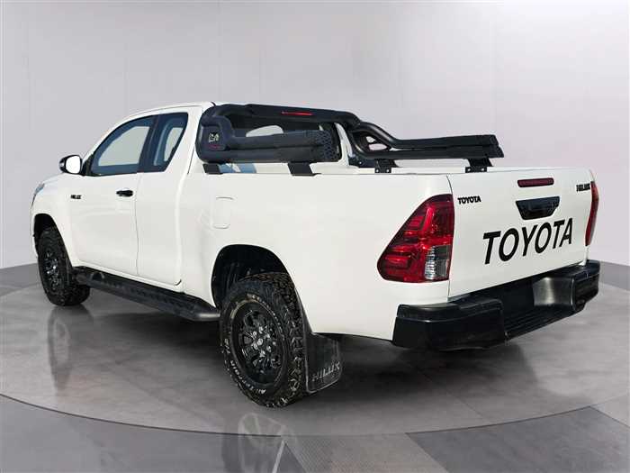 Toyota Hilux 2016 - Image 7