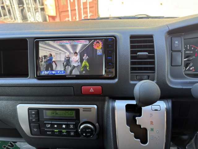 Toyota Hiace Commuter 2025 - Image 7