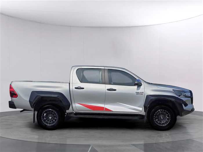 Used Toyota Hilux 2017 - Image 8