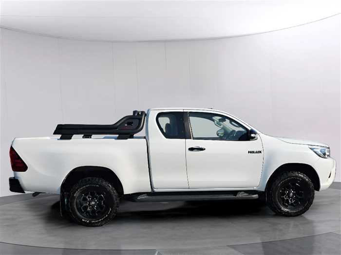 Toyota Hilux 2016 - Image 8