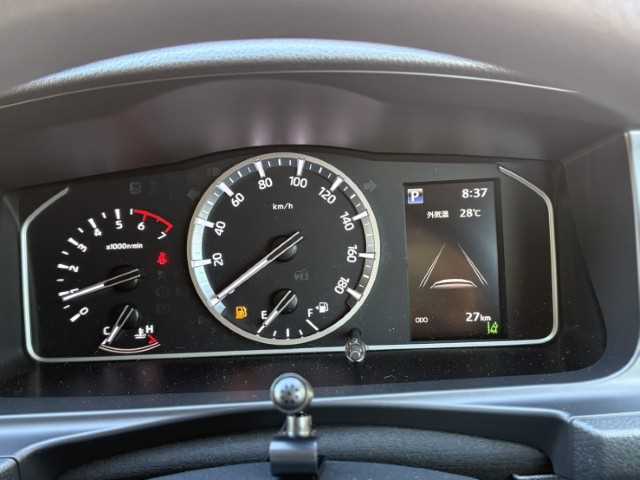 Toyota Hiace Commuter 2025 - Image 8