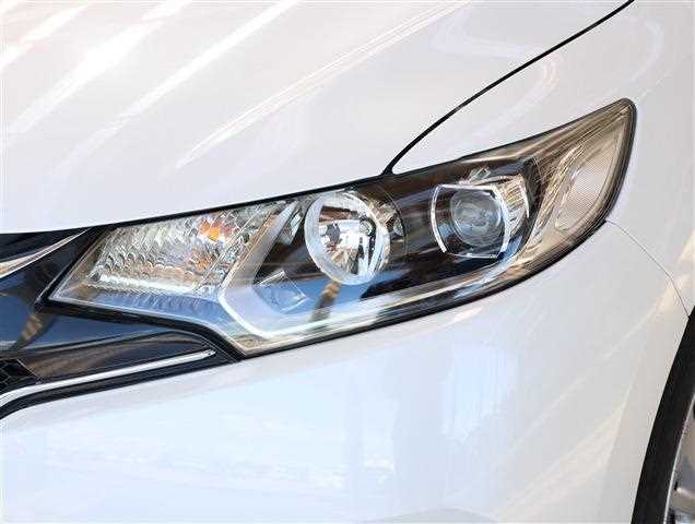 Honda Fit 2016 GS Package - Image 11