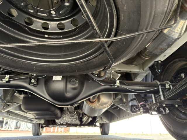 Toyota Hiace Commuter 2025 - Image 11