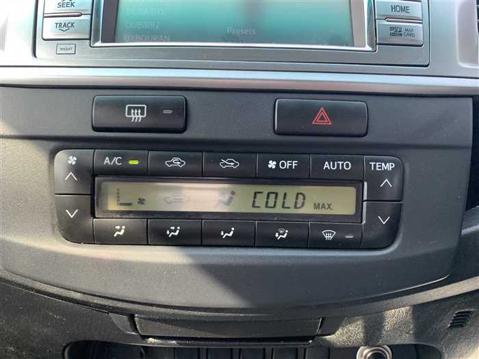 Toyota Hilux 2014 SR5 - Image 12