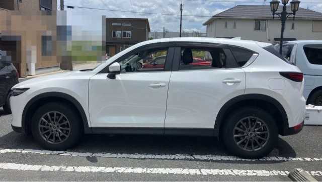 2017 Mazda CX-5 - Image 12